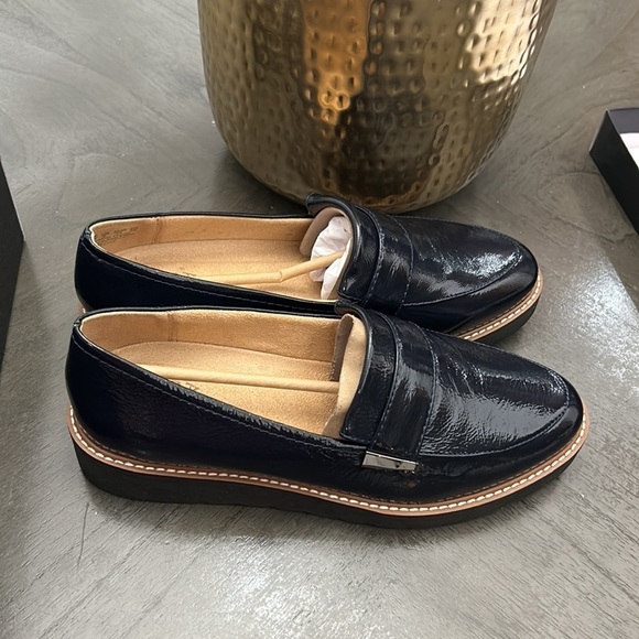 Naturalizer Adiline Platform Loafer (WIDE) - Picture 6 of 11